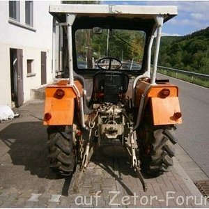 Zetor_4911_002.jpg