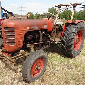 639556-3011-zetor[1].jpg