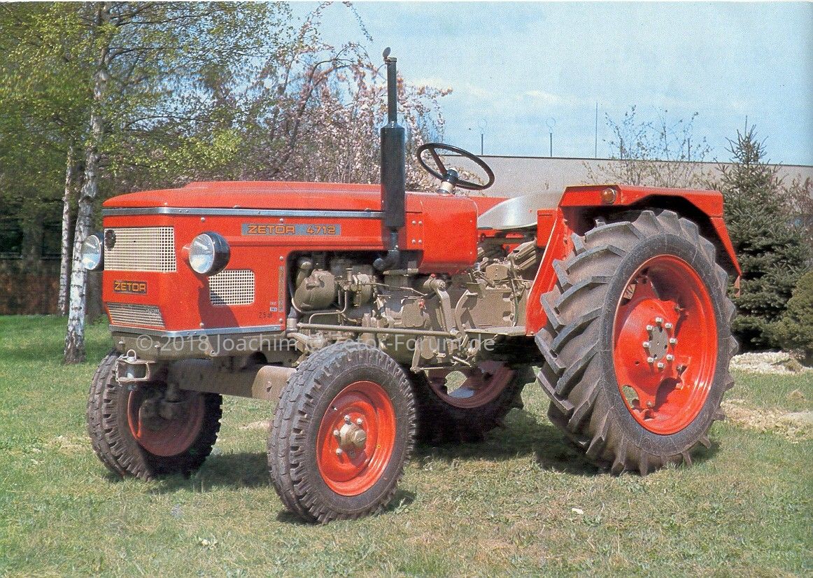 Zetor_4712-2.jpg